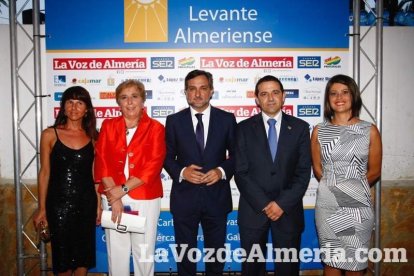 Más de 400 personas llenaron el Palmeral de Vera en los VI Premios del Levante Almeriense