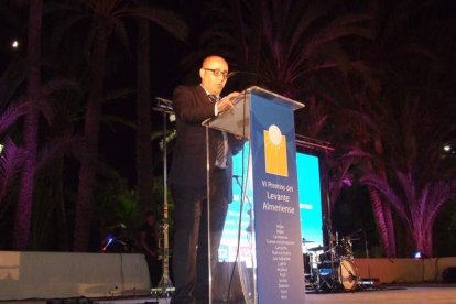 Más de 400 personas llenaron el Palmeral de Vera en los VI Premios del Levante Almeriense