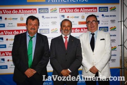 Más de 400 personas llenaron el Palmeral de Vera en los VI Premios del Levante Almeriense