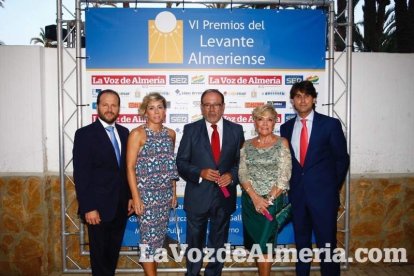 Más de 400 personas llenaron el Palmeral de Vera en los VI Premios del Levante Almeriense