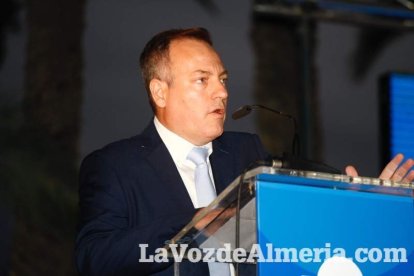 Más de 400 personas llenaron el Palmeral de Vera en los VI Premios del Levante Almeriense