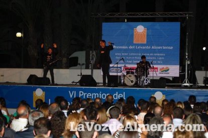 Más de 400 personas llenaron el Palmeral de Vera en los VI Premios del Levante Almeriense