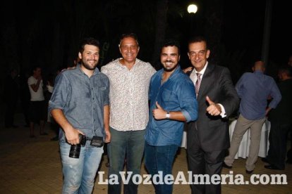Más de 400 personas llenaron el Palmeral de Vera en los VI Premios del Levante Almeriense