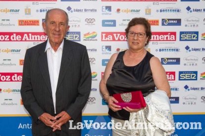 Más de 400 personas llenaron el Palmeral de Vera en los VI Premios del Levante Almeriense