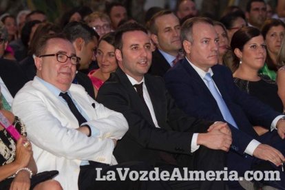 Más de 400 personas llenaron el Palmeral de Vera en los VI Premios del Levante Almeriense