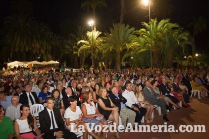 Más de 400 personas llenaron el Palmeral de Vera en los VI Premios del Levante Almeriense