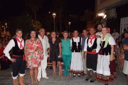 La Agrupación Folclórica Antonio de Torres, de La Cañada, celebró sus 25 años de existencia