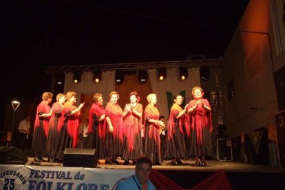 La Agrupación Folclórica Antonio de Torres, de La Cañada, celebró sus 25 años de existencia