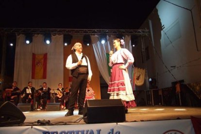 La Agrupación Folclórica Antonio de Torres, de La Cañada, celebró sus 25 años de existencia
