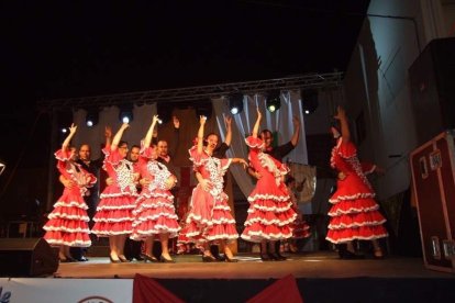 La Agrupación Folclórica Antonio de Torres, de La Cañada, celebró sus 25 años de existencia