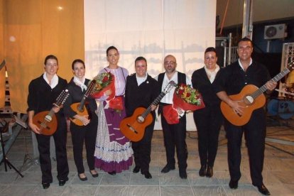 La Agrupación Folclórica Antonio de Torres, de La Cañada, celebró sus 25 años de existencia
