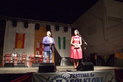 La Agrupación Folclórica Antonio de Torres, de La Cañada, celebró sus 25 años de existencia