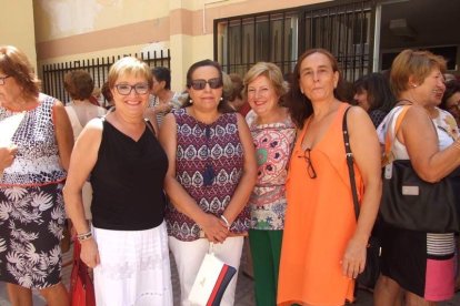 Las antiguas alumnas cursaron sus estudios de Administrativo en los años 70 del pasado siglo