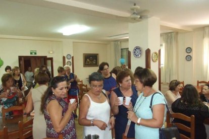 Las antiguas alumnas cursaron sus estudios de Administrativo en los años 70 del pasado siglo