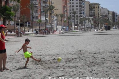 ‘Hoy por Hoy’ salta al ruedo de San Miguel en su cuarta semana playera