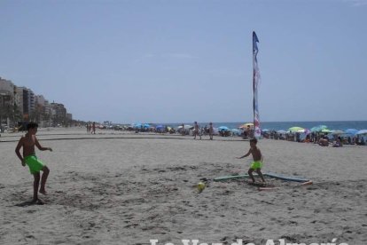 ‘Hoy por Hoy’ salta al ruedo de San Miguel en su cuarta semana playera