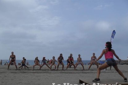 Arena, juegos, baile e invitados para que el programa vaya sobre ruedas