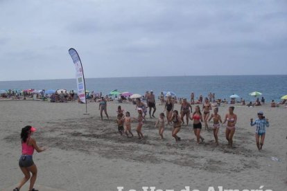 Arena, juegos, baile e invitados para que el programa vaya sobre ruedas