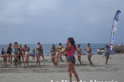 Arena, juegos, baile e invitados para que el programa vaya sobre ruedas