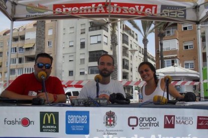 Arena, juegos, baile e invitados para que el programa vaya sobre ruedas