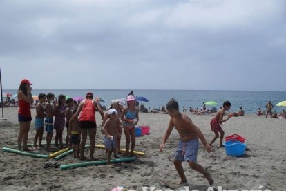 Arena, juegos, baile e invitados para que el programa vaya sobre ruedas