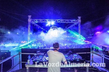 Celebración del Festival de Música Electrónica, Dreambeach, en Villaricos.
