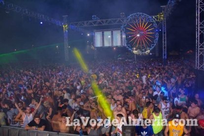 Celebración del Festival de Música Electrónica, Dreambeach, en Villaricos.