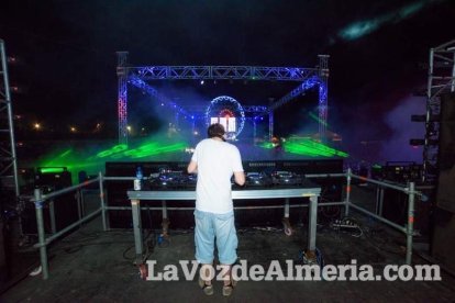 Celebración del Festival de Música Electrónica, Dreambeach, en Villaricos.