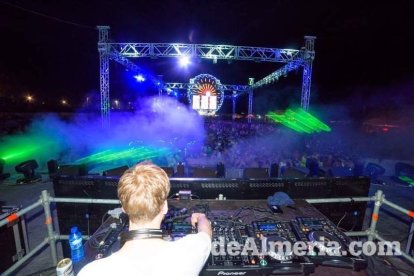 Celebración del Festival de Música Electrónica, Dreambeach, en Villaricos.