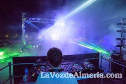 Celebración del Festival de Música Electrónica, Dreambeach, en Villaricos.