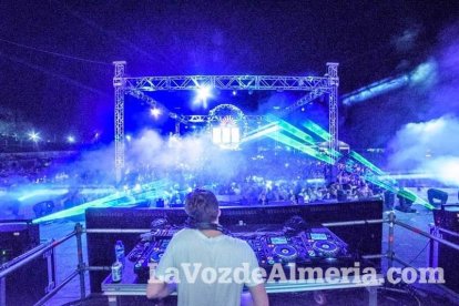 Celebración del Festival de Música Electrónica, Dreambeach, en Villaricos.