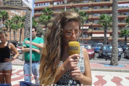 La edición de veranos de Hoy por hoy cuelga el bañador y prepara el traje de lunares para cambiar los días de playa por la Feria.