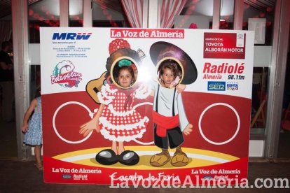 La Caseta de la Feria se llena desde las primeras horas.