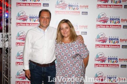 ¡Más y más gente se une a la fiesta en la Caseta!