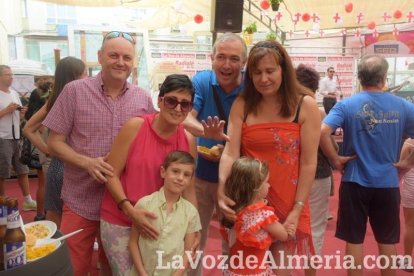 Seguimos en la Feria del Mediodía con muchos ánimos y ganas de fiesta.