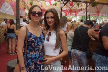 Seguimos en la Feria del Mediodía con muchos ánimos y ganas de fiesta.