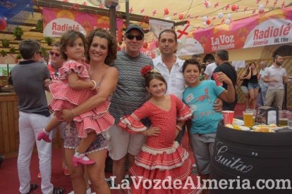 Seguimos en la Feria del Mediodía con muchos ánimos y ganas de fiesta.