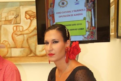 Bellísimo pregón taurino impregnado de sentimiento poético dividido en dos partes: romance de Almería y el toro y romance del toro