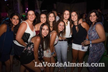 La música más actual y el mejor ambiente se viven cada noche en la caseta de 40 Principales y Guarapo Night