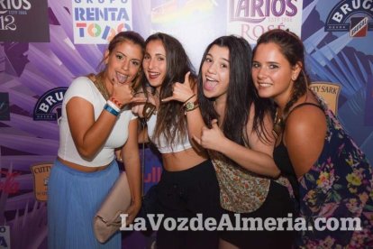 La música más actual y el mejor ambiente se viven cada noche en la caseta de 40 Principales y Guarapo Night