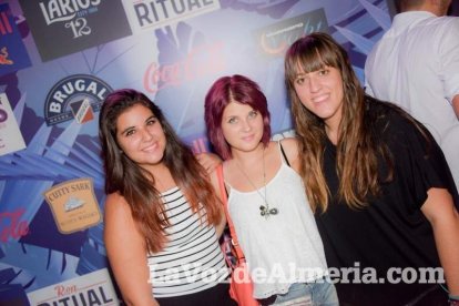 La música más actual y el mejor ambiente se viven cada noche en la caseta de 40 Principales y Guarapo Night