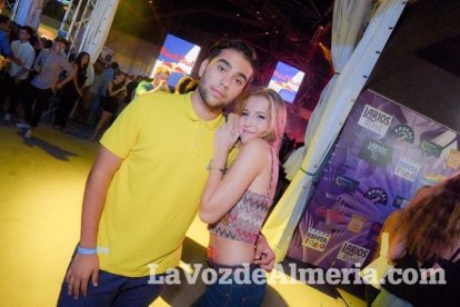 La música más actual y el mejor ambiente se viven cada noche en la caseta de 40 Principales y Guarapo Night