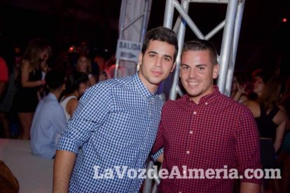 La música más actual y el mejor ambiente se viven cada noche en la caseta de 40 Principales y Guarapo Night