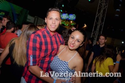 La música más actual y el mejor ambiente se viven cada noche en la caseta de 40 Principales y Guarapo Night