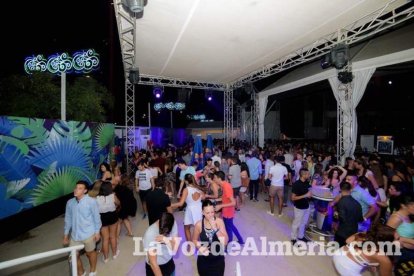 Caseta de Los 40 Principales y Guarapo Night en la Feria de Almeriía 2015. Fotos: Néstor Cánovas.