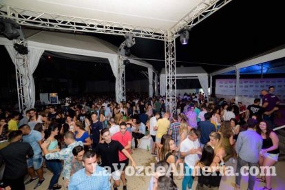 Caseta de Los 40 Principales y Guarapo Night en la Feria de Almeriía 2015. Fotos: Néstor Cánovas.