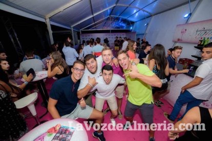 Caseta de Los 40 Principales y Guarapo Night en la Feria de Almeriía 2015. Fotos: Néstor Cánovas.