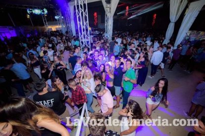 Caseta de Los 40 Principales y Guarapo Night en la Feria de Almeriía 2015. Fotos: Néstor Cánovas.