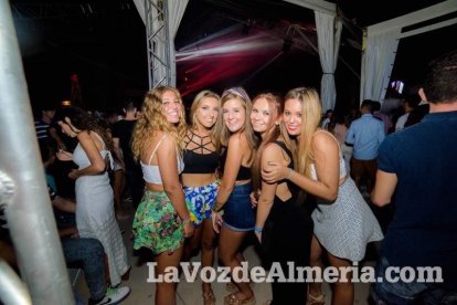 Caseta de Los 40 Principales y Guarapo Night en la Feria de Almeriía 2015. Fotos: Néstor Cánovas.