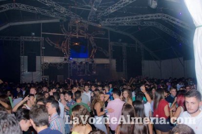 Caseta de Los 40 Principales y Guarapo Night en la Feria de Almeriía 2015. Fotos: Néstor Cánovas.